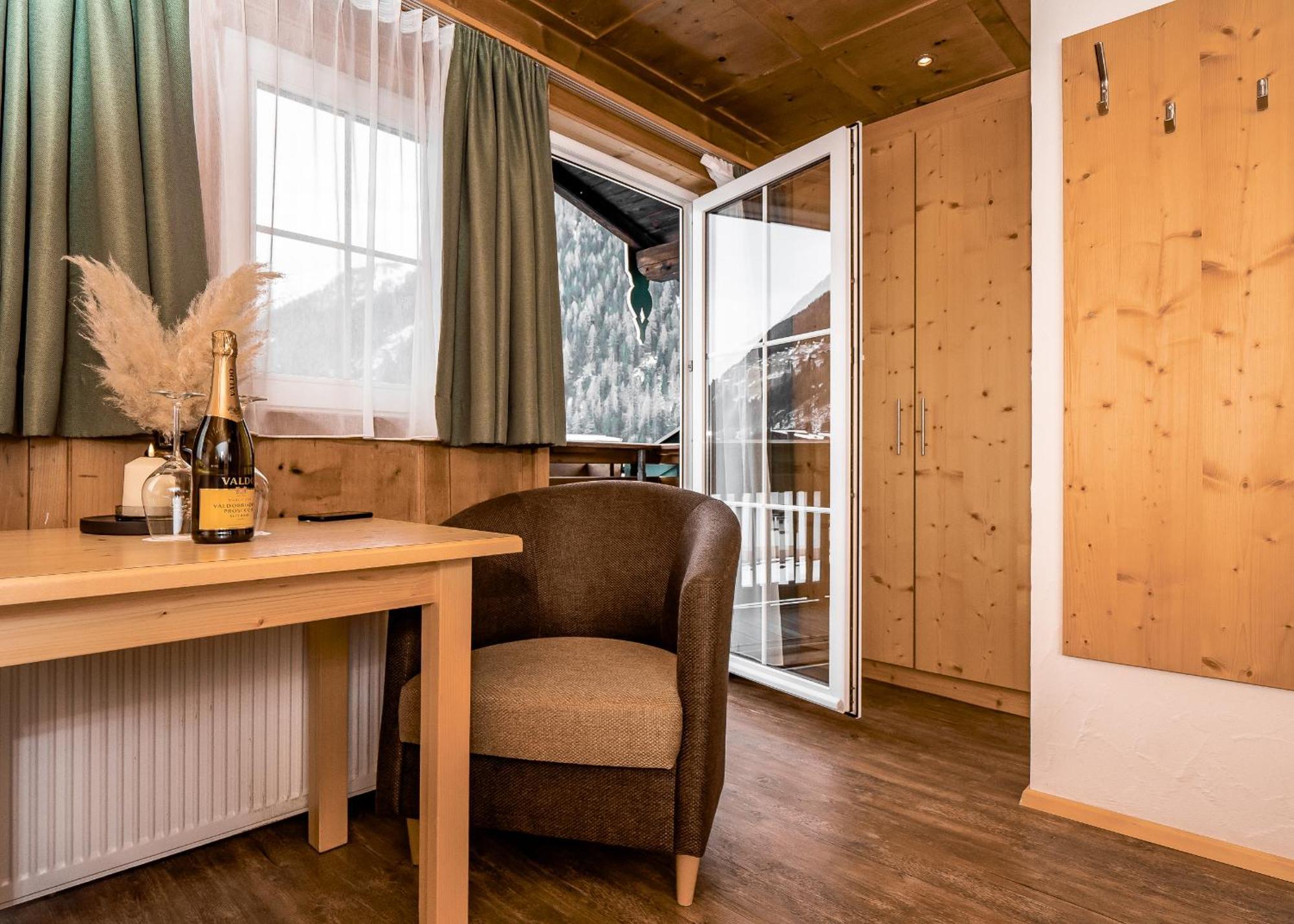 Aura Bed & Breakfast Sankt Jakob in Defereggen Extérieur photo
